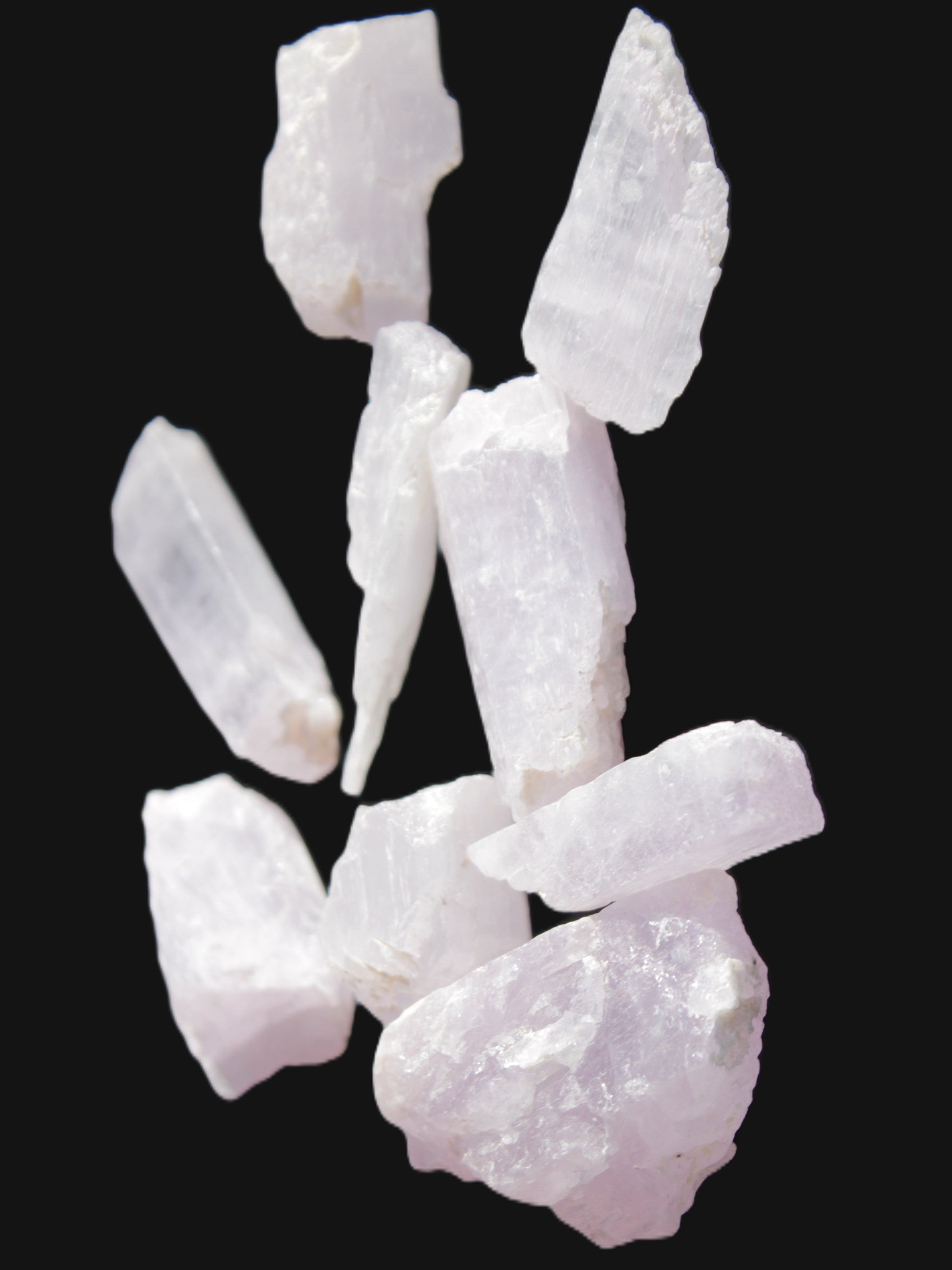 Pink/Lilac Kunzite 9 larger crystals from Afghanistan 21-35mm 90g Wholesale in sunlight - Rocks and Things Store