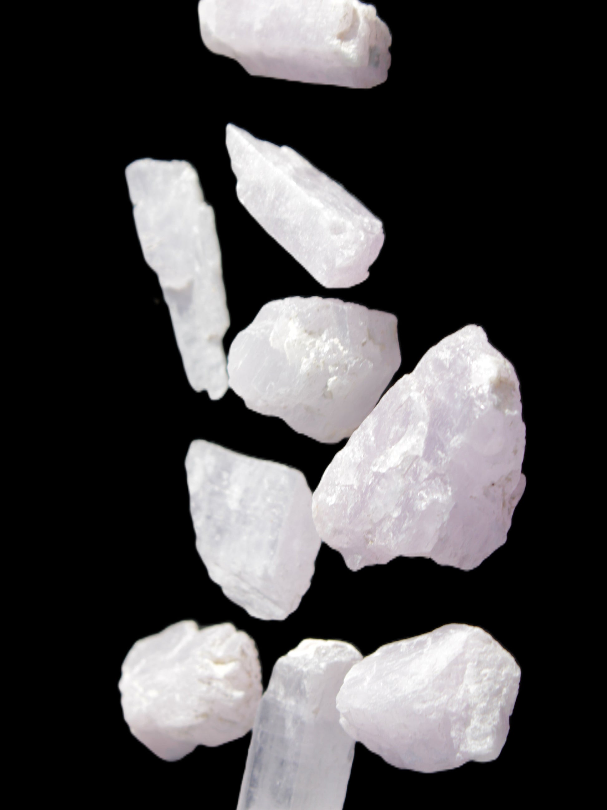 Pink/Lilac Kunzite 9 larger crystals from Afghanistan 21-35mm 90g Wholesale in sunlight - Rocks and Things Store