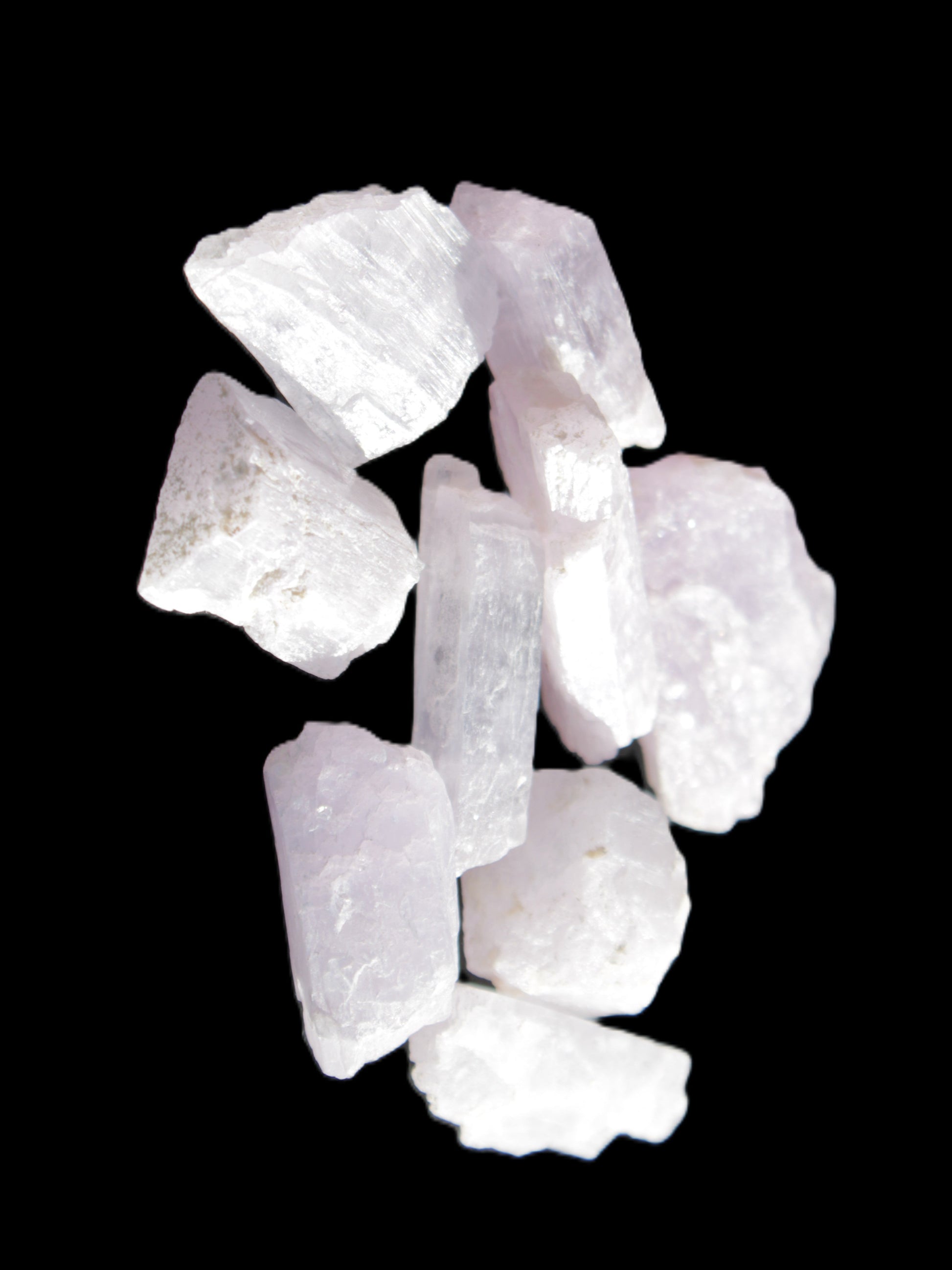 Pink/Lilac Kunzite 9 larger crystals from Afghanistan 21-35mm 90g Wholesale in sunlight - Rocks and Things Store