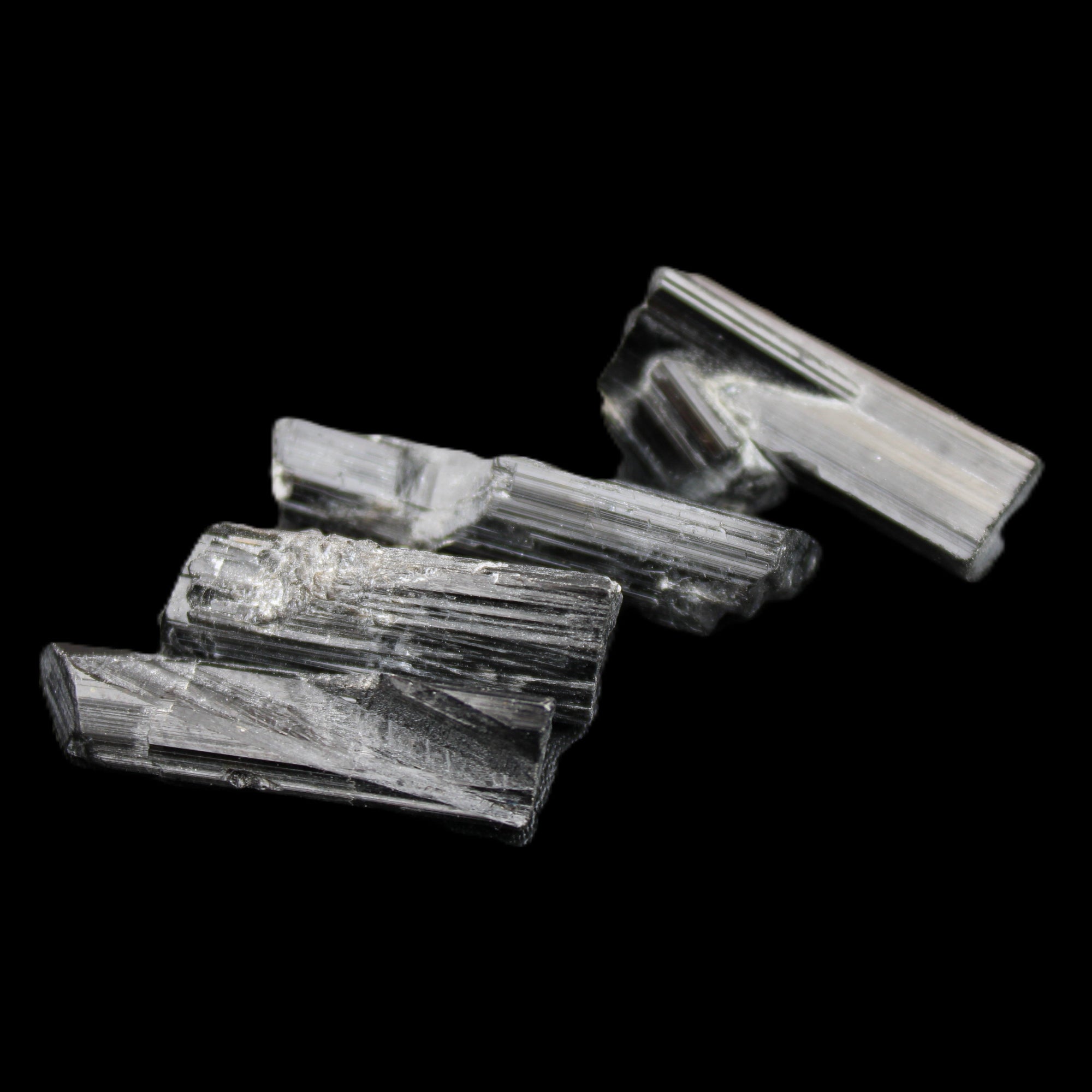 Black Tourmaline 3/4 natural crystals 22-36mm 14-16g in sunlight - Rocks and Things Store