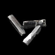 Black Tourmaline 3/4 natural crystals 22-36mm 14-16g in sunlight - Rocks and Things Store