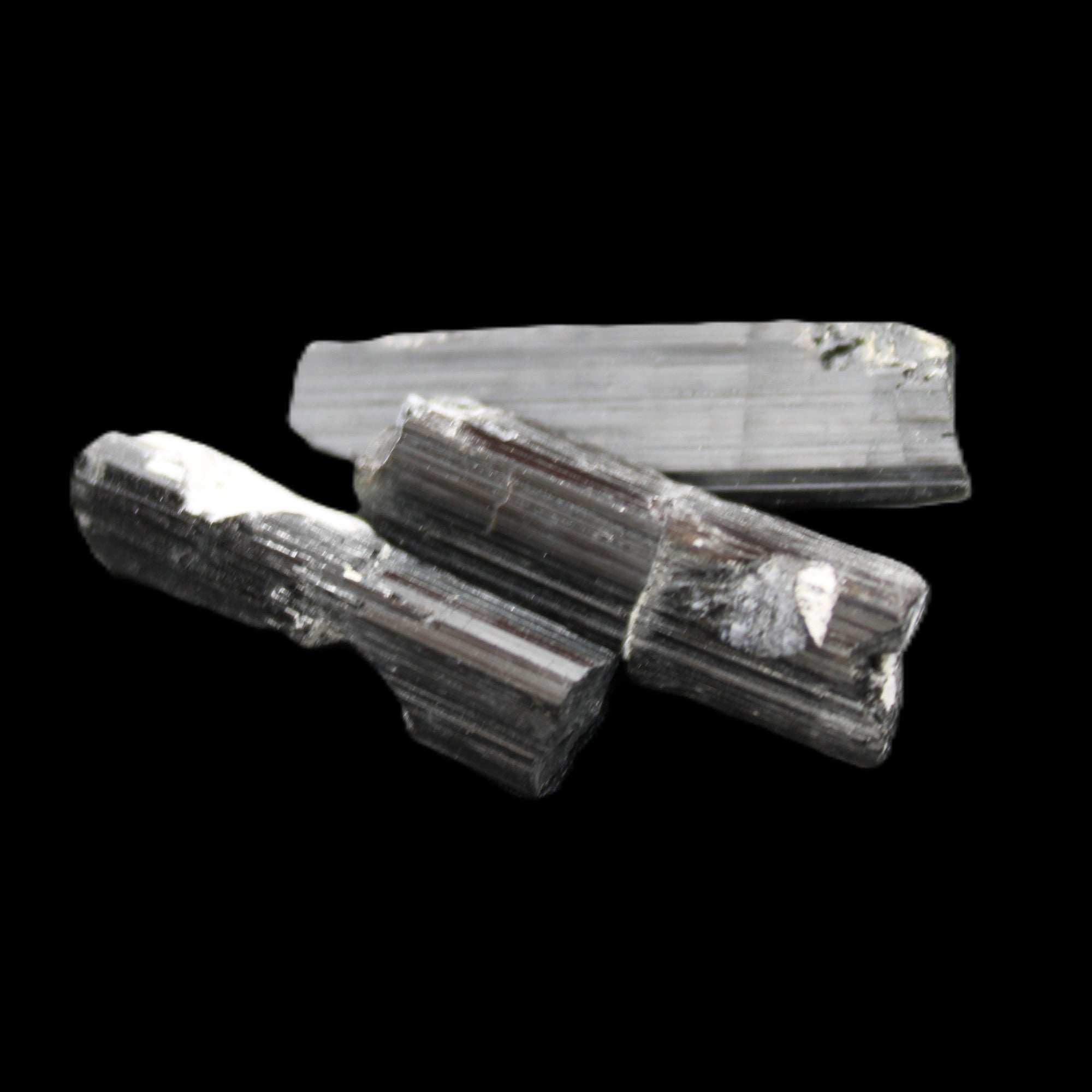 Black Tourmaline 3/4 natural crystals 22-36mm 14-16g in sunlight - Rocks and Things Store