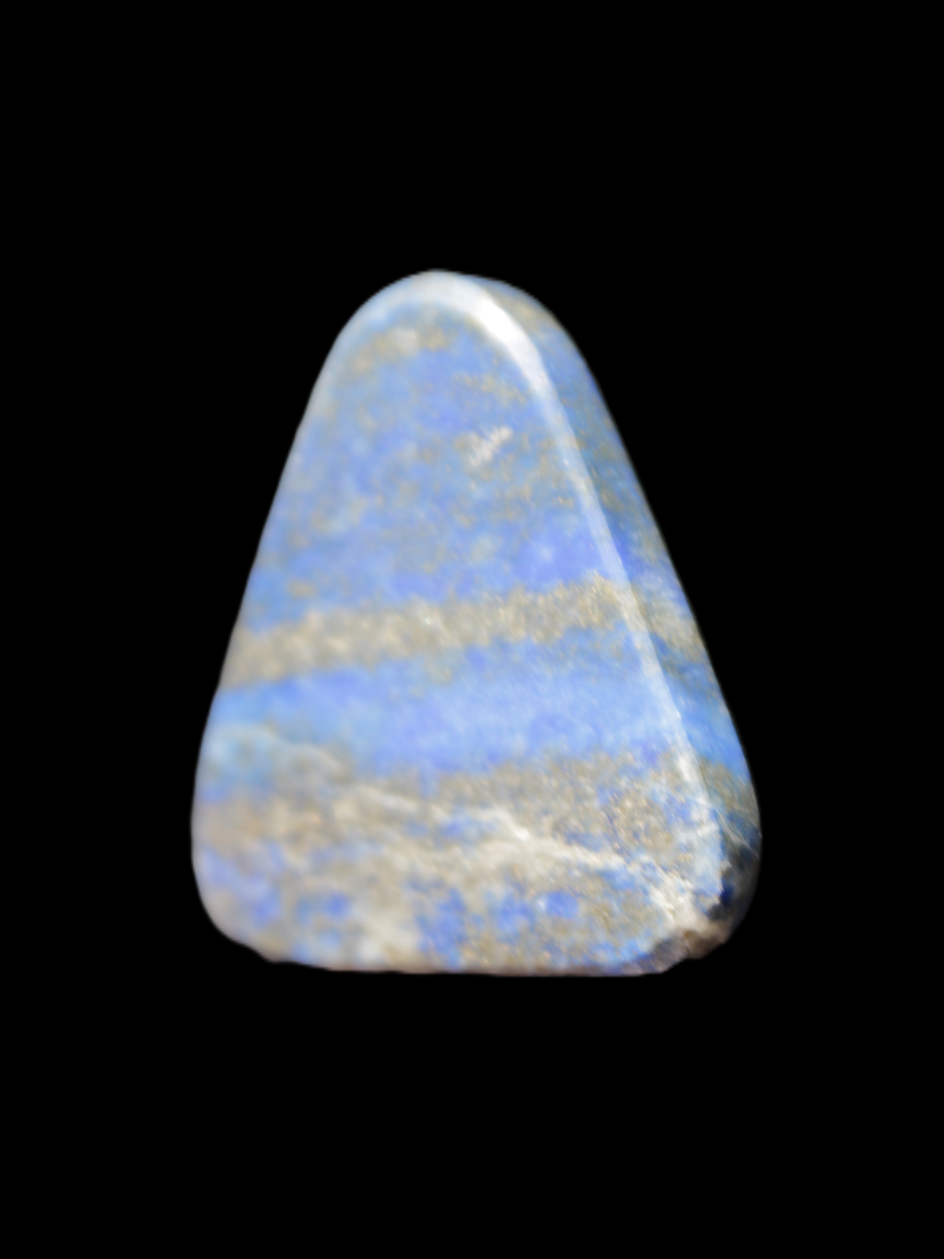 Lapis Lazuli rounded triangular pendant shape 31*5*33mm 13.1g in sunlight