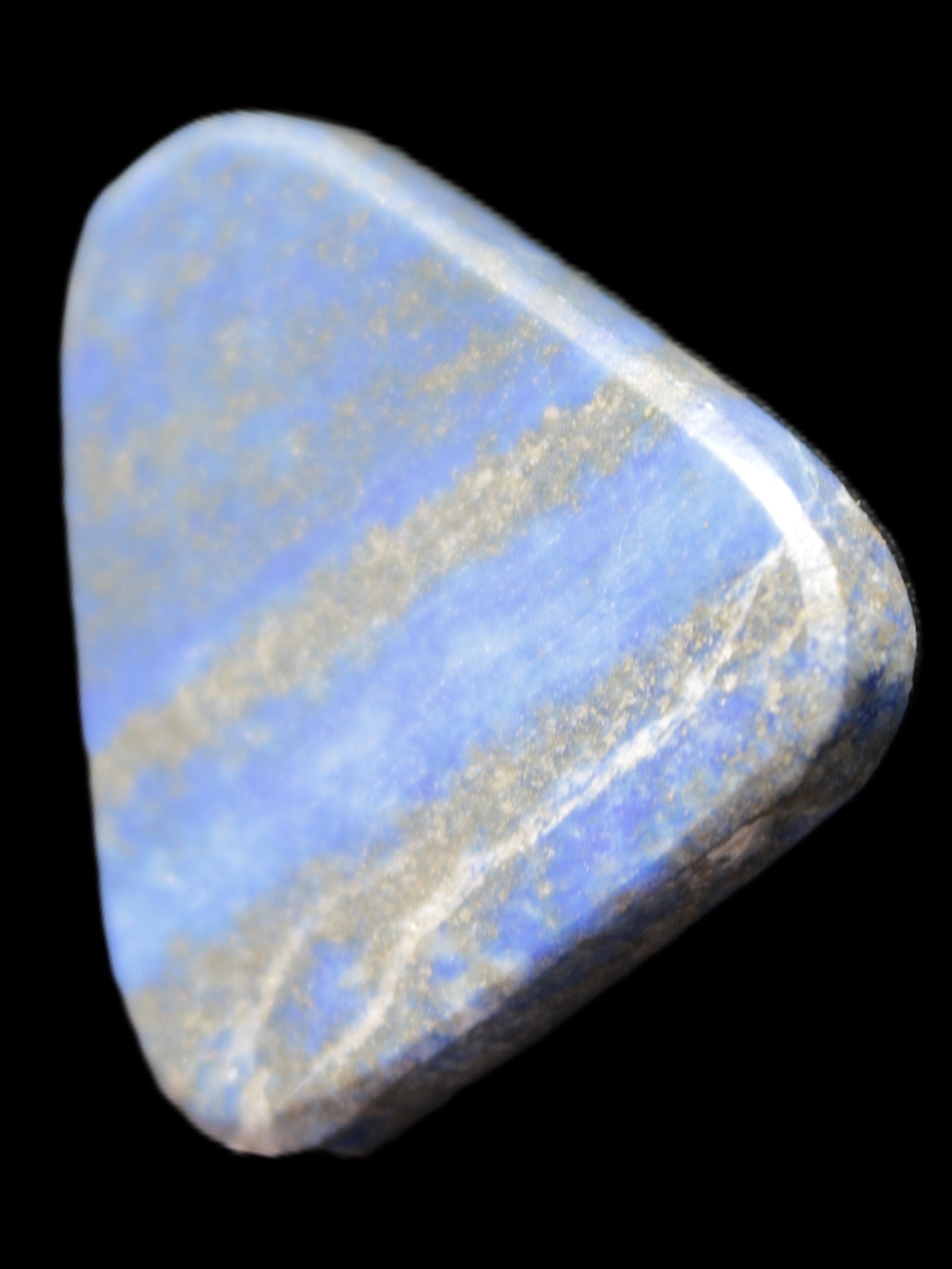 Lapis Lazuli rounded triangular pendant shape 31*5*33mm 13.1g in sunlight