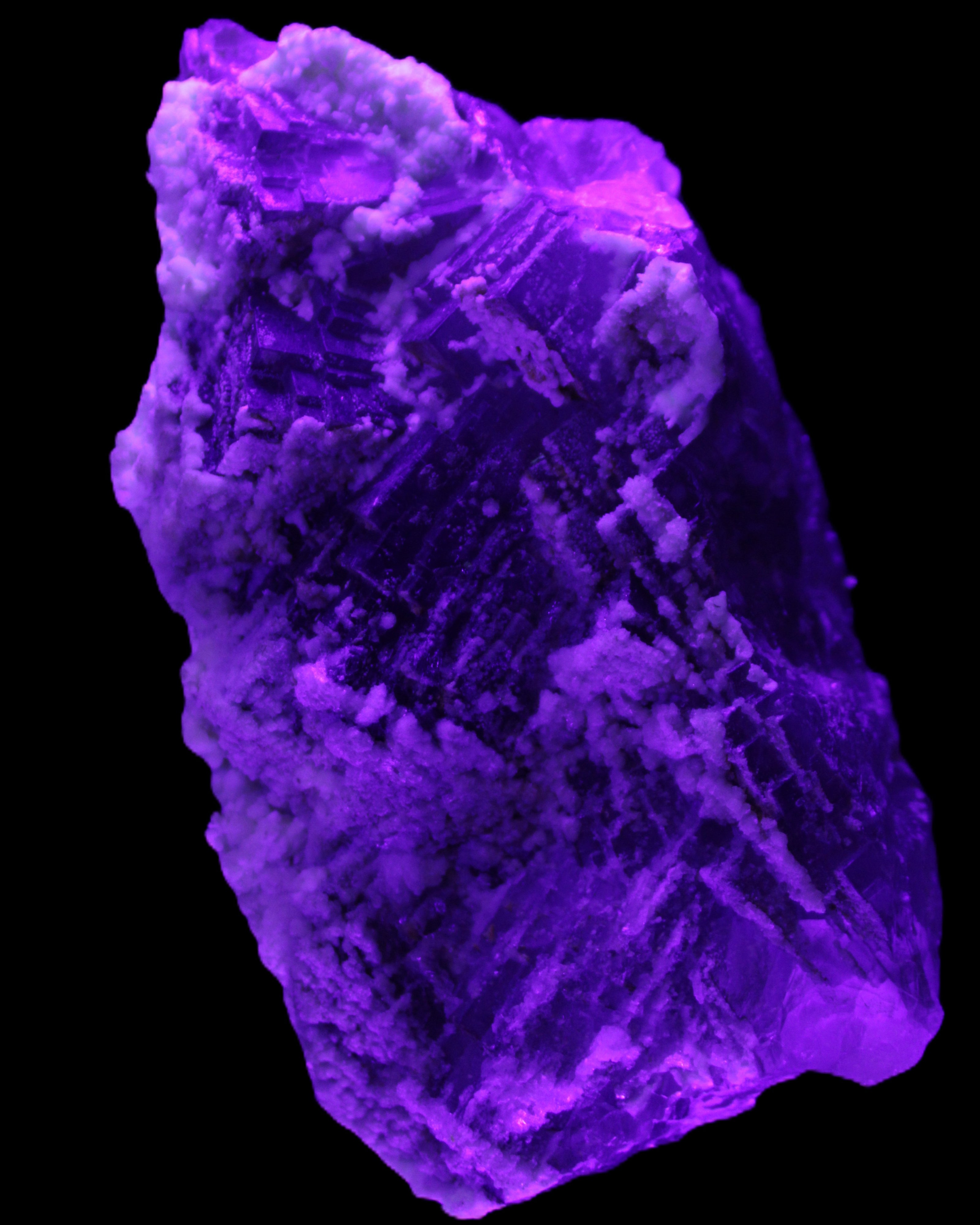 Fluorite snow steppes 137*55*65mm 1080g in UV light - Rocks and Things Store