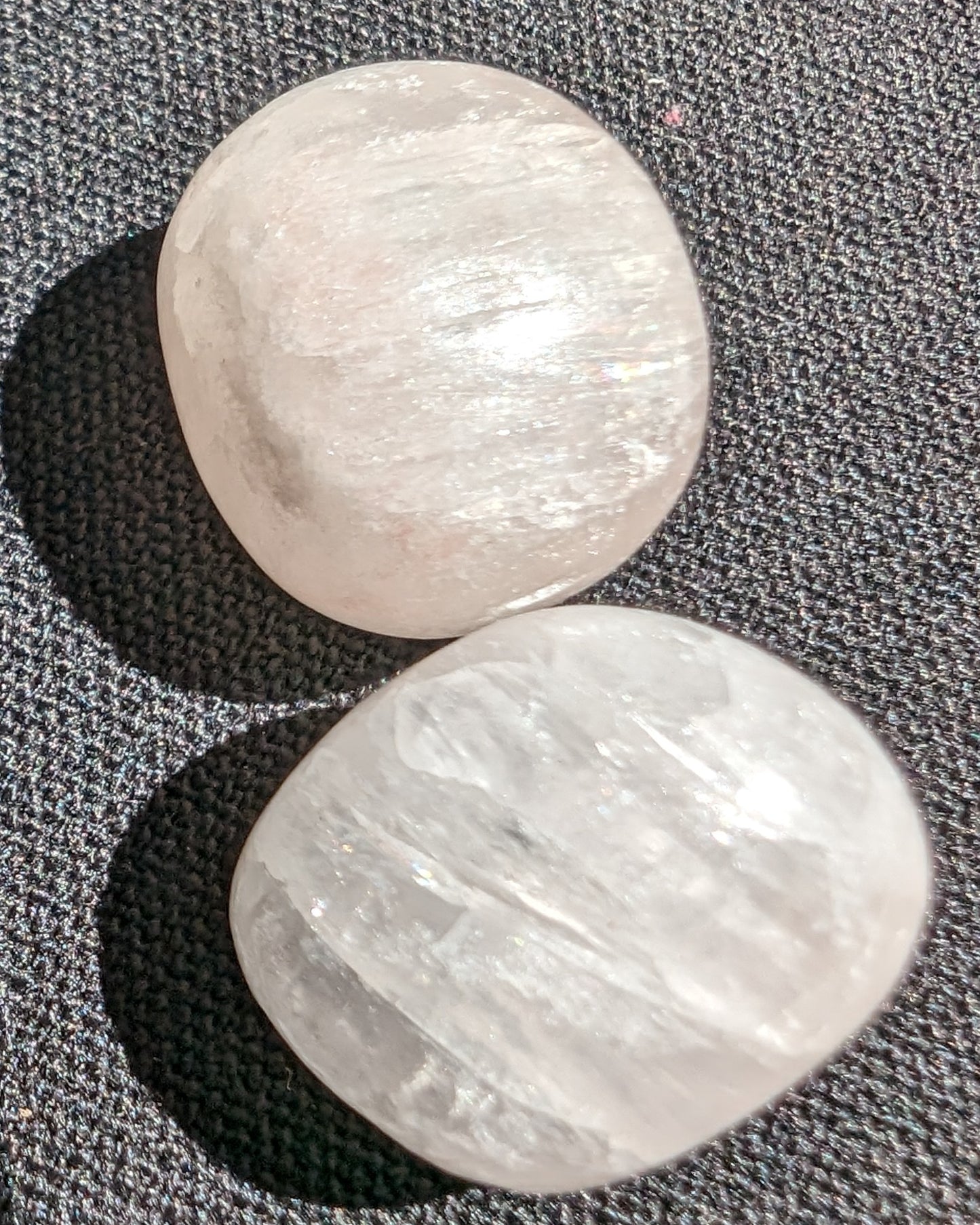 Pink sorbet Calcite 2 tumbled stones 10g