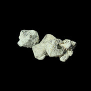 Magnetic Epidote 3 irregular octahedral crystals 15-30mm 30g in sunlight - Rocks and Things Store