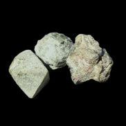 Magnetic Epidote 3 irregular octahedral crystals 15-30mm 30g in sunlight - Rocks and Things Store