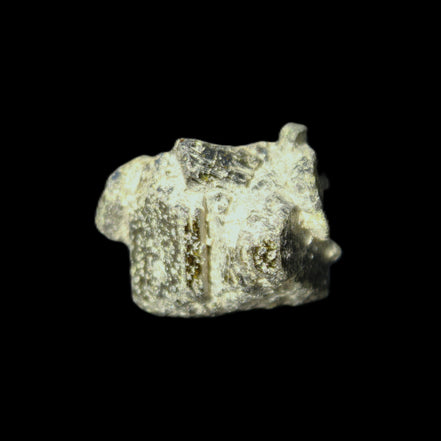 Magnetic Epidote irregular octahedral crystal 20mm 6-9g in sunlight - Rocks and Things Store