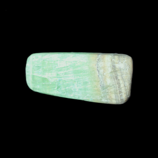 Green Aragonite tumbled stone 31*30*15mm 20g in sunlight - Rocks and Things Store
