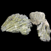 Epidote 3 floral crystal clusters 16g in sunlight - Rocks and Things Store