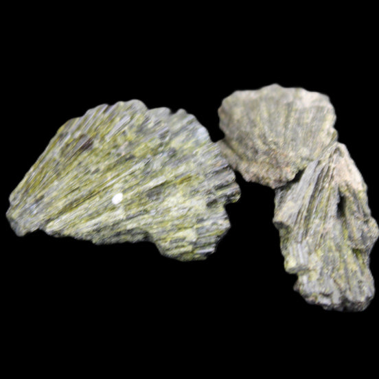 Epidote 3 floral crystal clusters 16g in sunlight - Rocks and Things Store