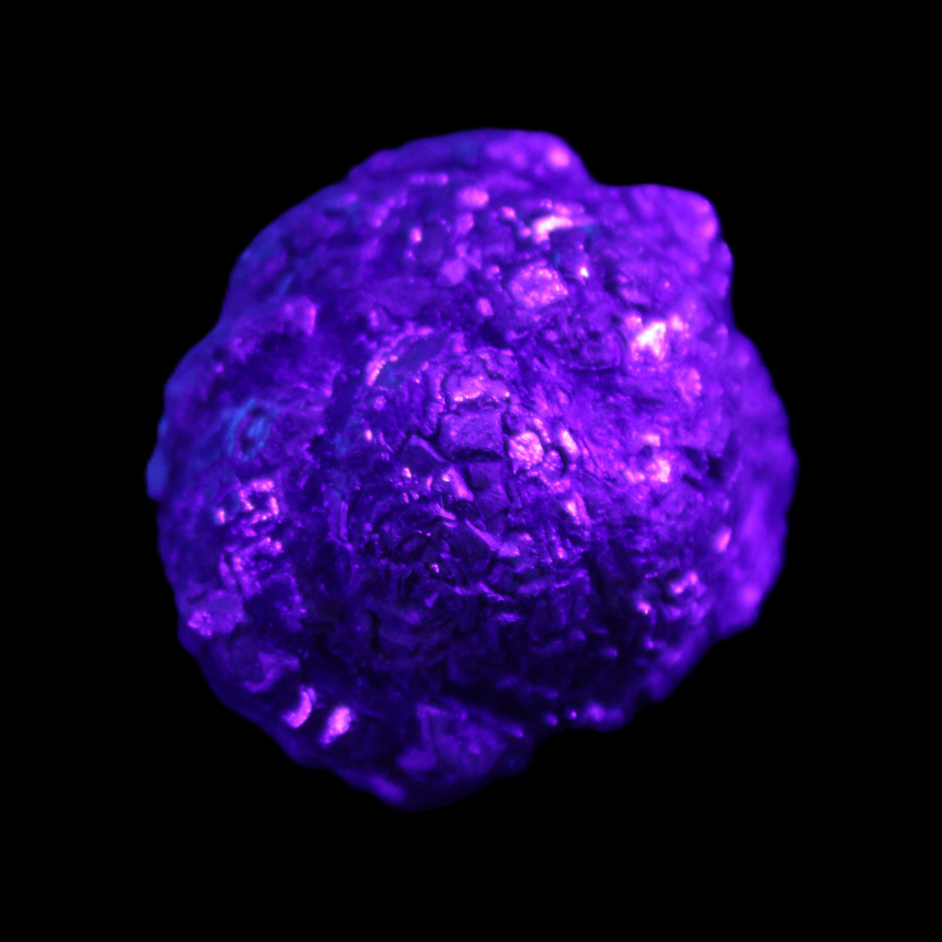 Chalcopyrite cluster from Pakistan 40*30*31mm 86.3g in UV light - Rocks and Things Store