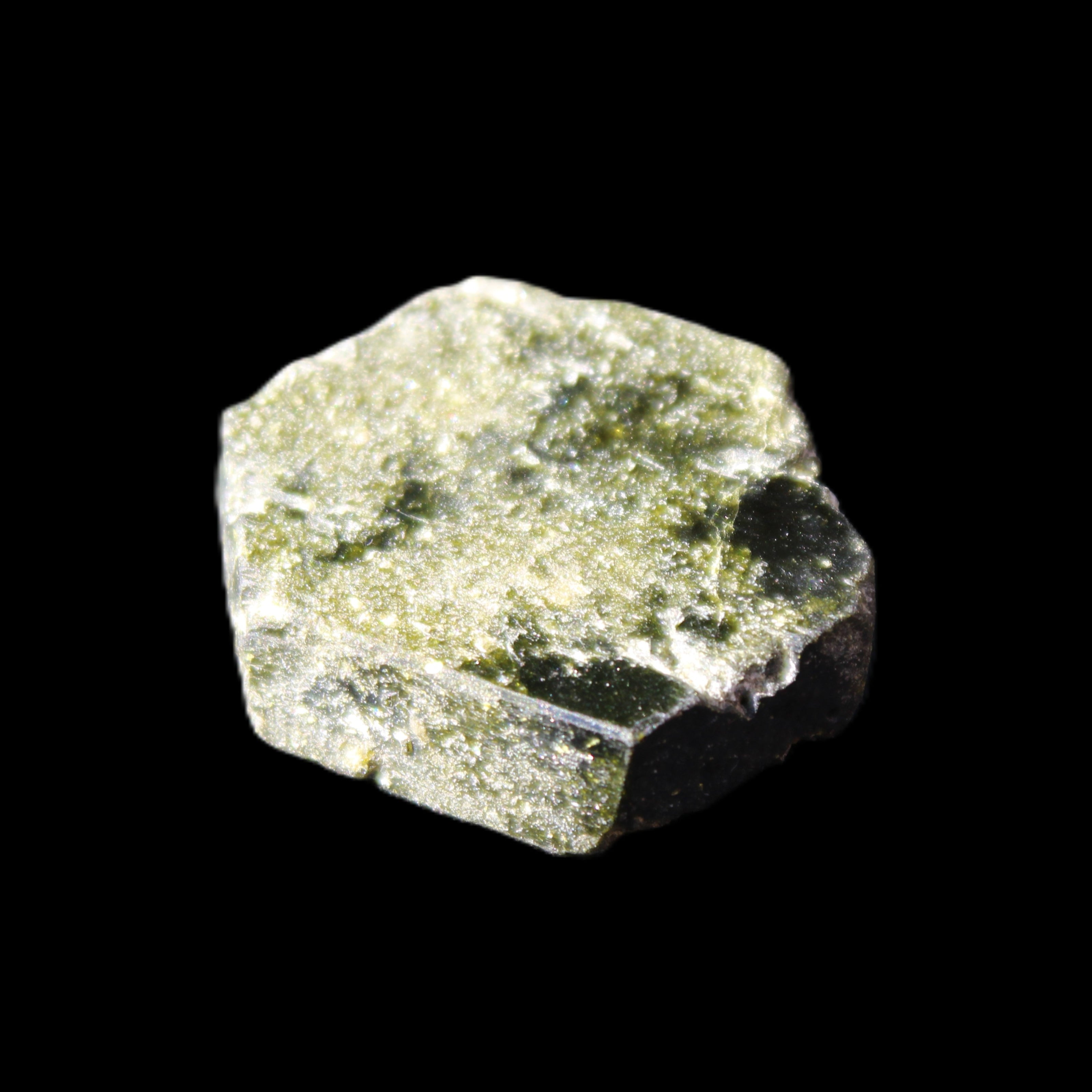 Magnetic Epidote hexagon crystal 24-27mm 7-9g in sunlight - Rocks and Things Store