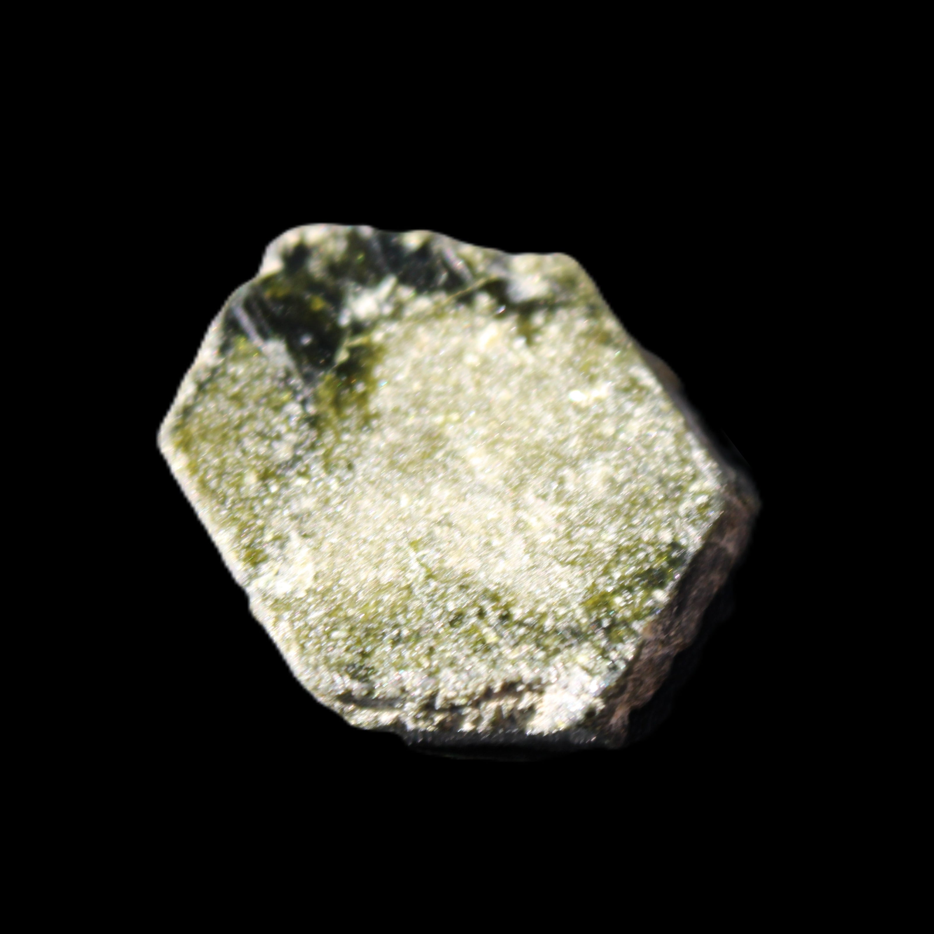 Magnetic Epidote hexagon crystal 24-27mm 7-9g in sunlight - Rocks and Things Store