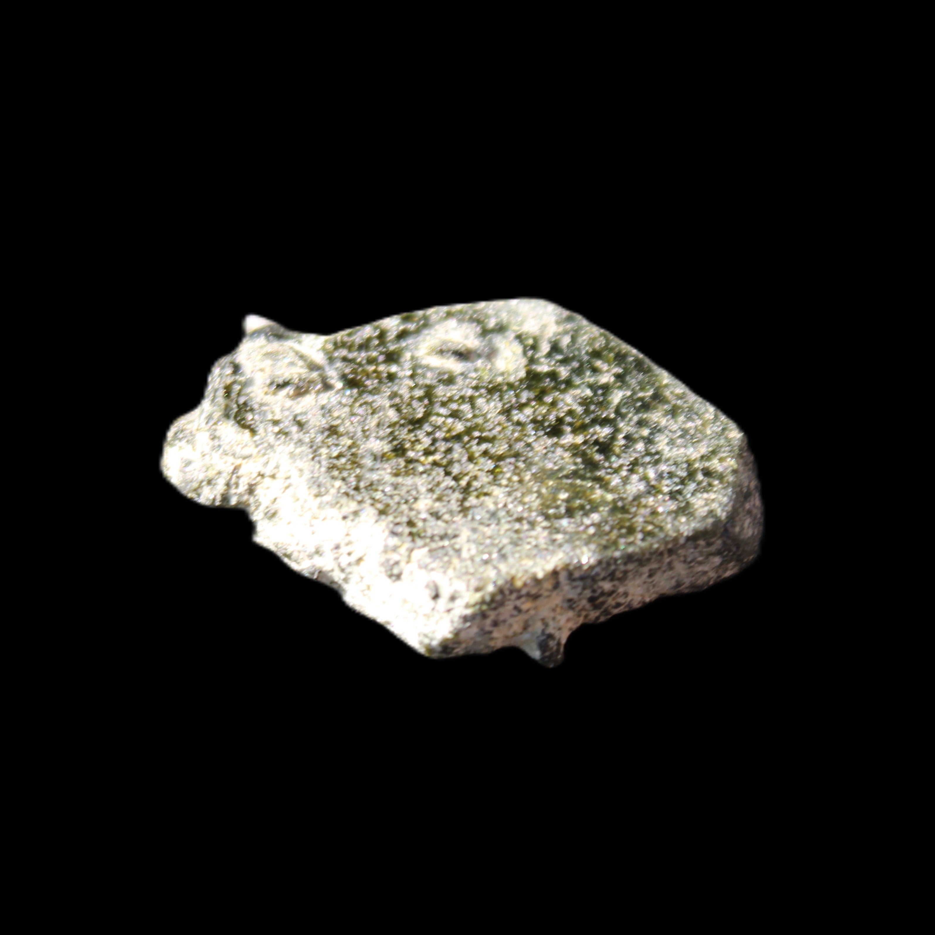 Magnetic Epidote hexagon crystal 24-27mm 7-9g in sunlight - Rocks and Things Store