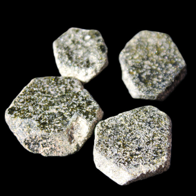 Magnetic Epidote 4 hexagon crystals 11-21m 10g in sunlight - Rocks and Things Store