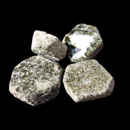 Magnetic Epidote 4 hexagon crystals 11-21m 10g in sunlight - Rocks and Things Store