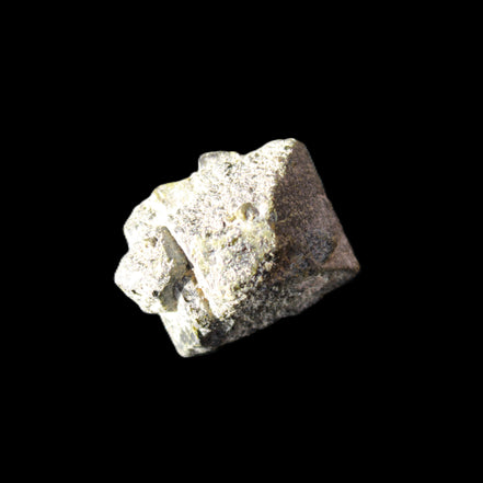 Magnetic Epidote irregular octahedral crystals 25mm 15-16g in sunlight - Rocks and Things Store