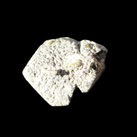 Magnetic Epidote irregular octahedral crystals 25mm 15-16g in sunlight - Rocks and Things Store