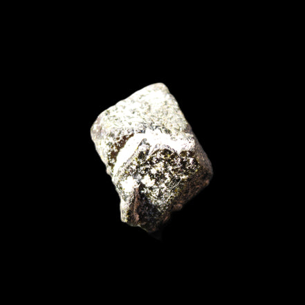 Magnetic Epidote irregular octahedral crystals 25mm 15-16g in sunlight - Rocks and Things Store