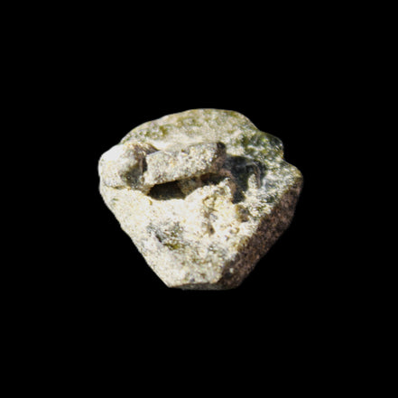 Magnetic Epidote irregular hexagon crystals 21mm 4/5g in sunlight - Rocks and Things Store