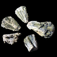 Epidote 5 floral crystal clusters 22-38mm 32.7g in sunlight - Rocks and Things Store