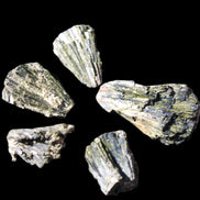 Epidote 5 floral crystal clusters 22-38mm 32.7g in sunlight - Rocks and Things Store