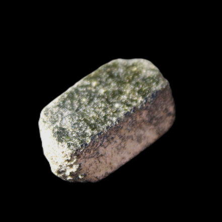 Magnetic Epidote irregular hexagon crystals 22-27mm 5-7g in sunlight - Rocks and Things Store