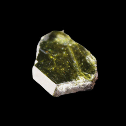 Magnetic Epidote irregular hexagon crystals 22-27mm 5-7g in sunlight - Rocks and Things Store