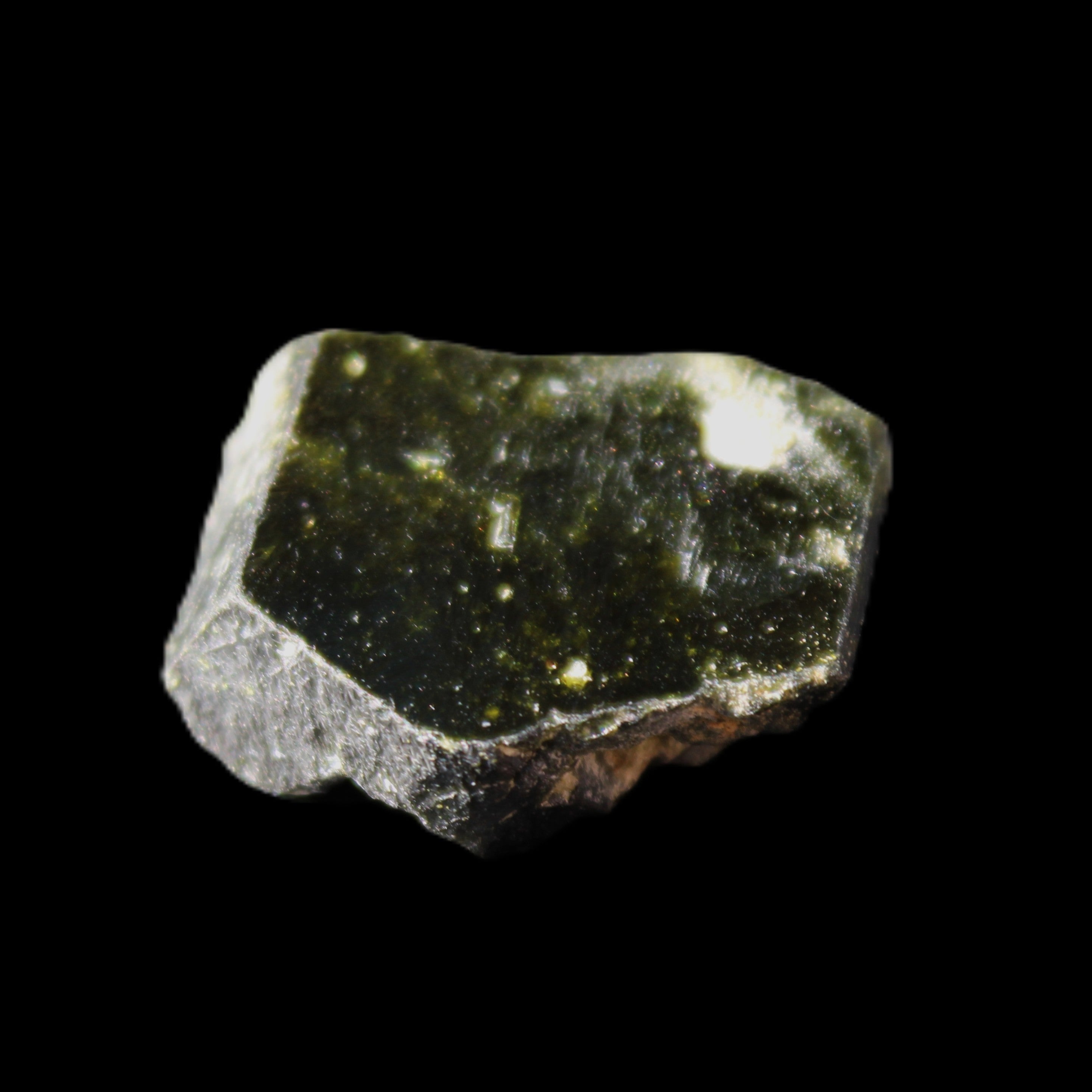 Magnetic Epidote irregular hexagon crystals 22-27mm 5-7g in sunlight - Rocks and Things Store
