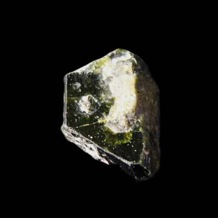 Magnetic Epidote irregular hexagon crystals 22-27mm 5-7g in sunlight - Rocks and Things Store