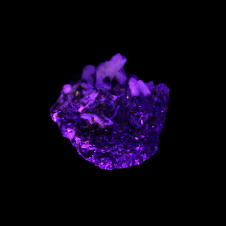 Red Zircon, Spessartine, Tourmaline on Epidote & Feldspar specimen 28*25*28mm 21g in UV light - Rocks and Things Store