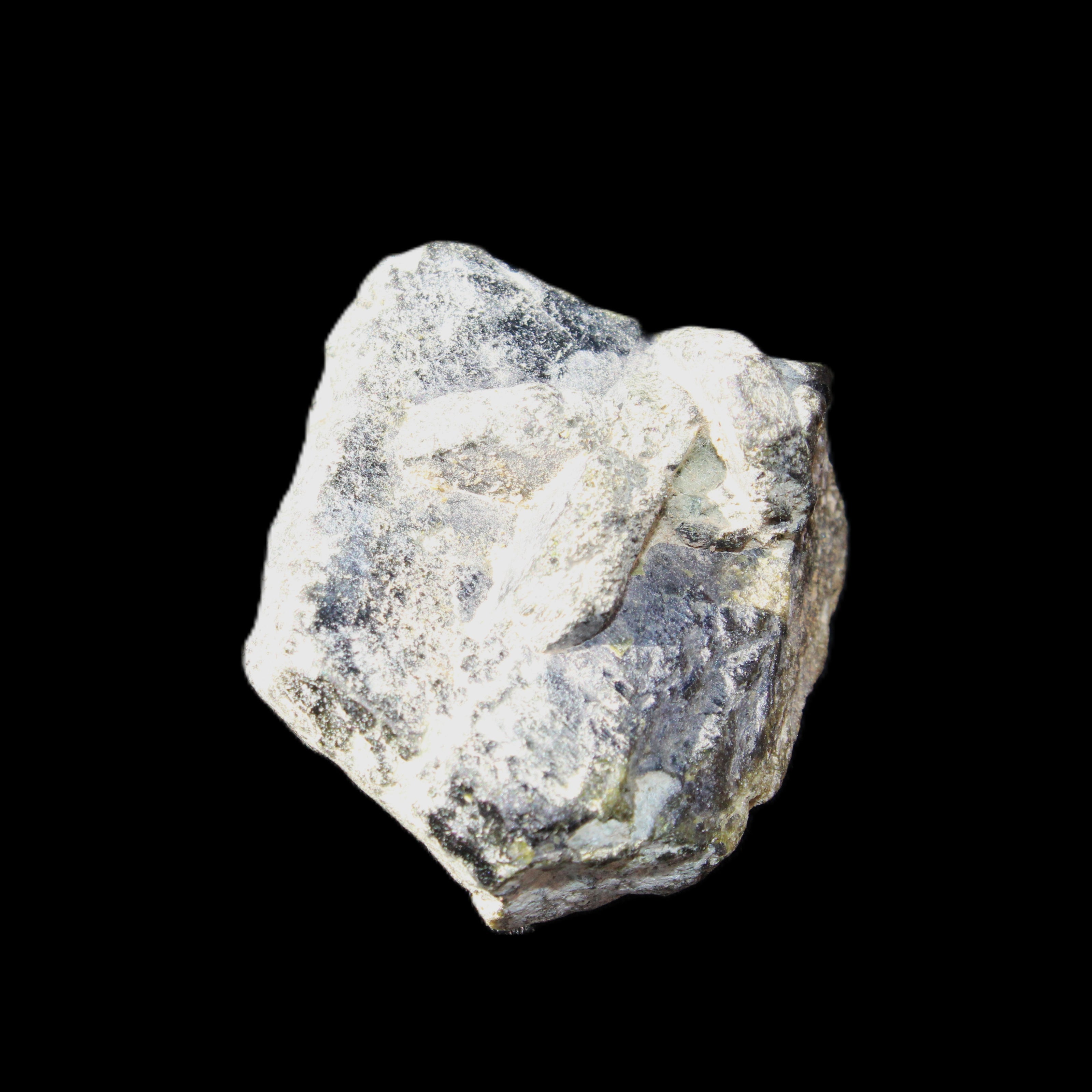 Magnetic Epidote irregular hexagon crystal cluster 37-42mm 30-36g in sunlight - Rocks and Things Store