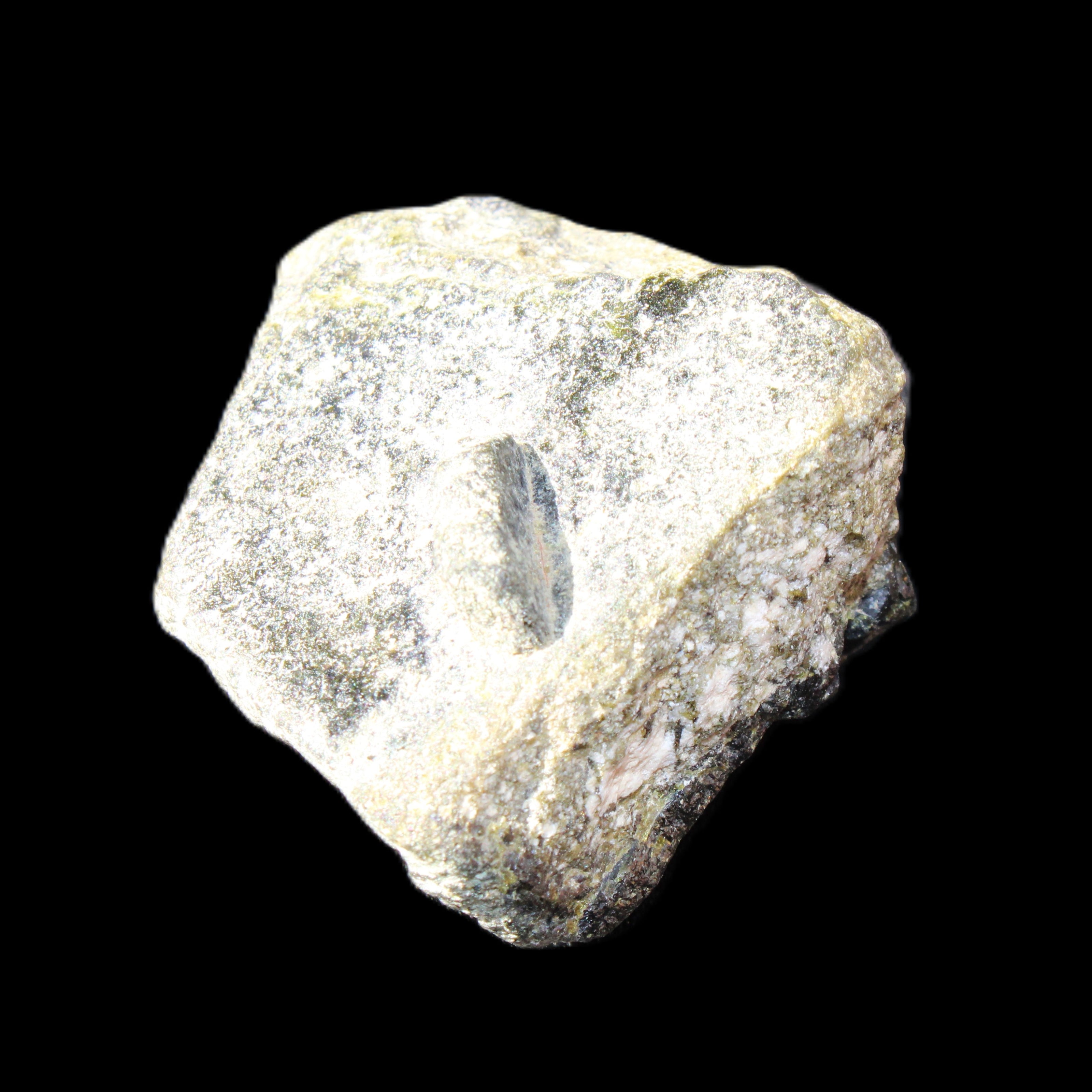 Magnetic Epidote irregular hexagon crystal cluster 37-42mm 30-36g in sunlight - Rocks and Things Store