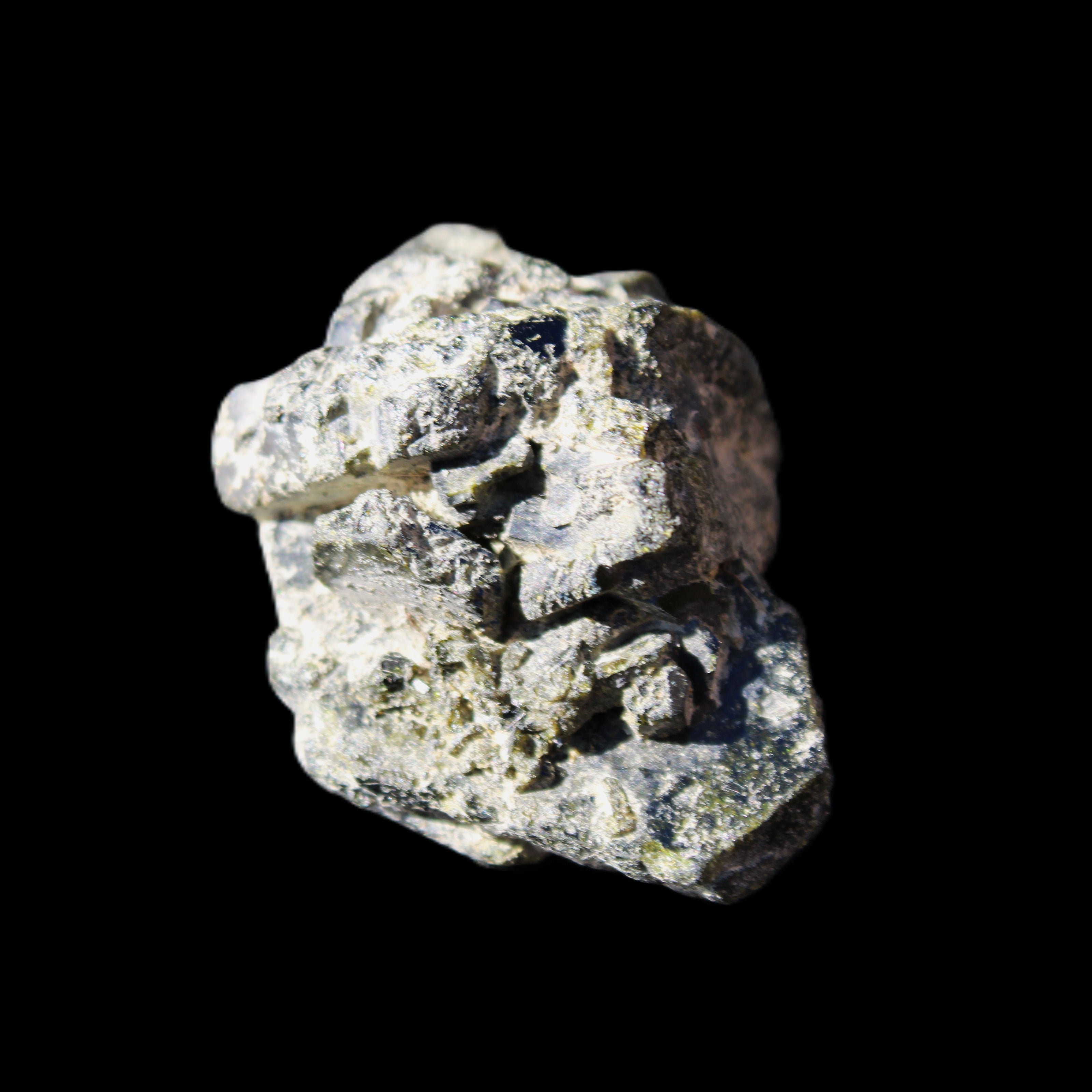 Magnetic Epidote irregular hexagon crystal cluster 37-42mm 30-36g in sunlight - Rocks and Things Store