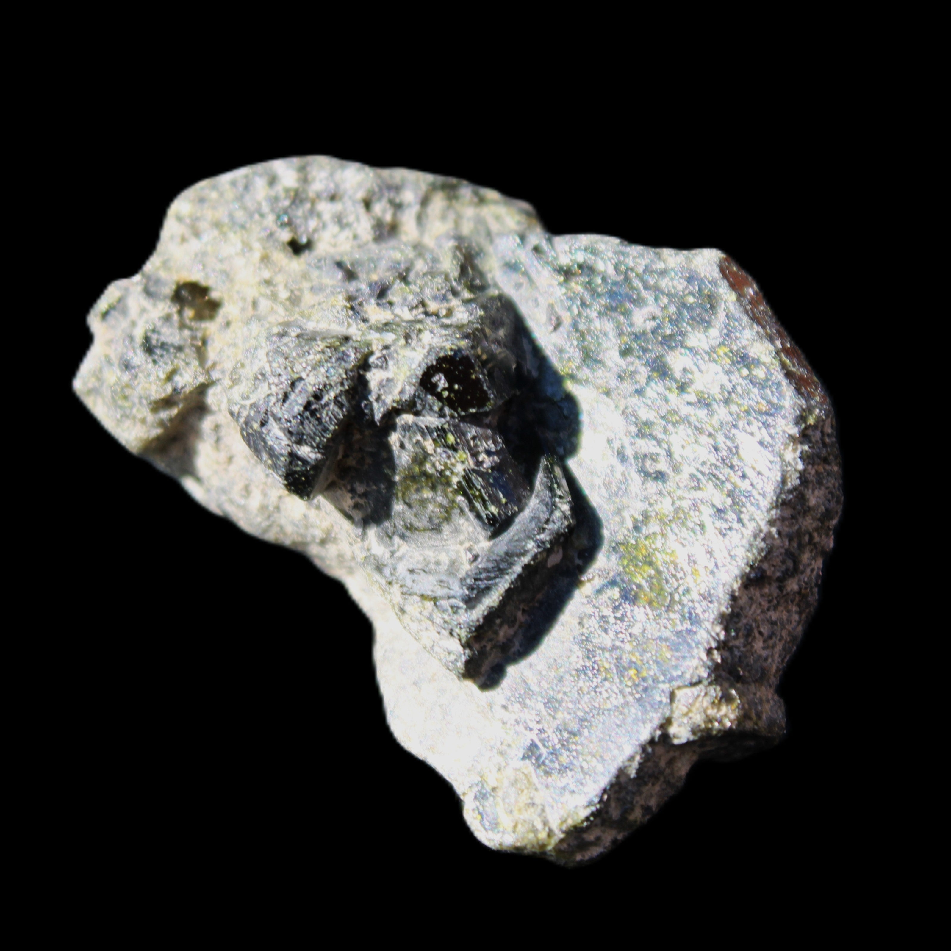 Magnetic Epidote irregular hexagon crystal cluster 37-42mm 30-36g in sunlight - Rocks and Things Store