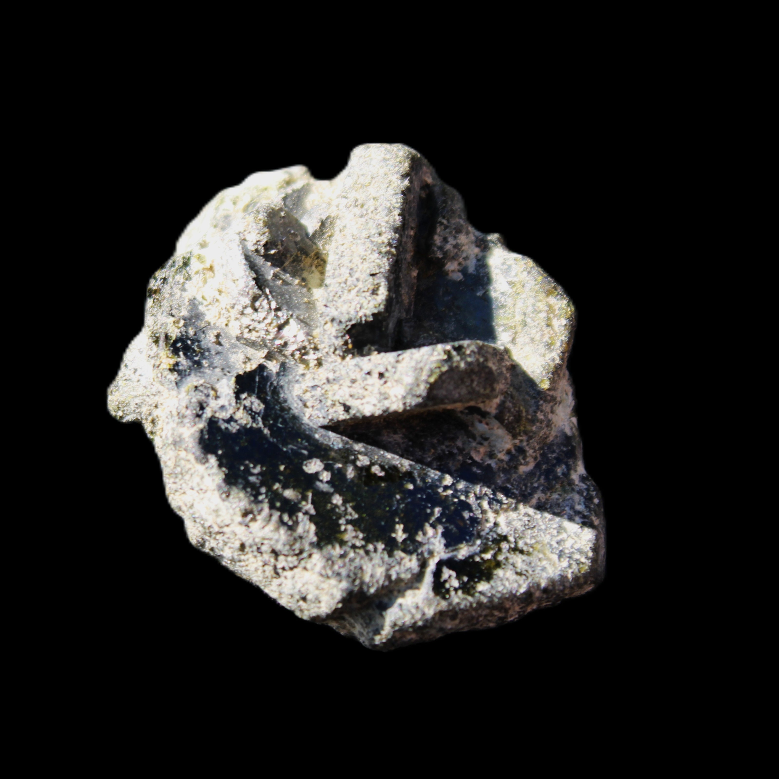 Magnetic Epidote irregular hexagon crystal cluster 37-42mm 30-36g in sunlight - Rocks and Things Store