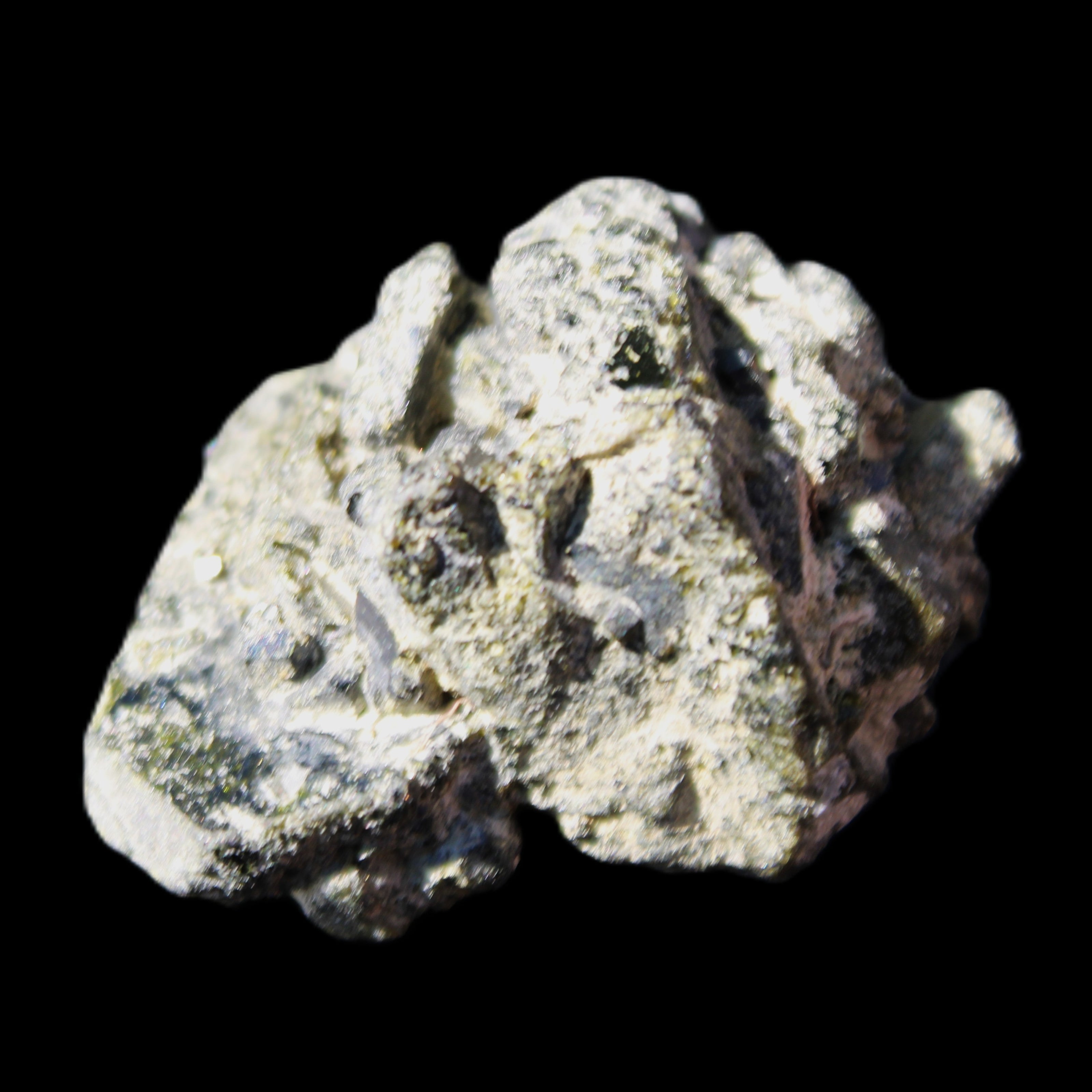 Magnetic Epidote irregular hexagon crystal cluster 37-42mm 30-36g in sunlight - Rocks and Things Store