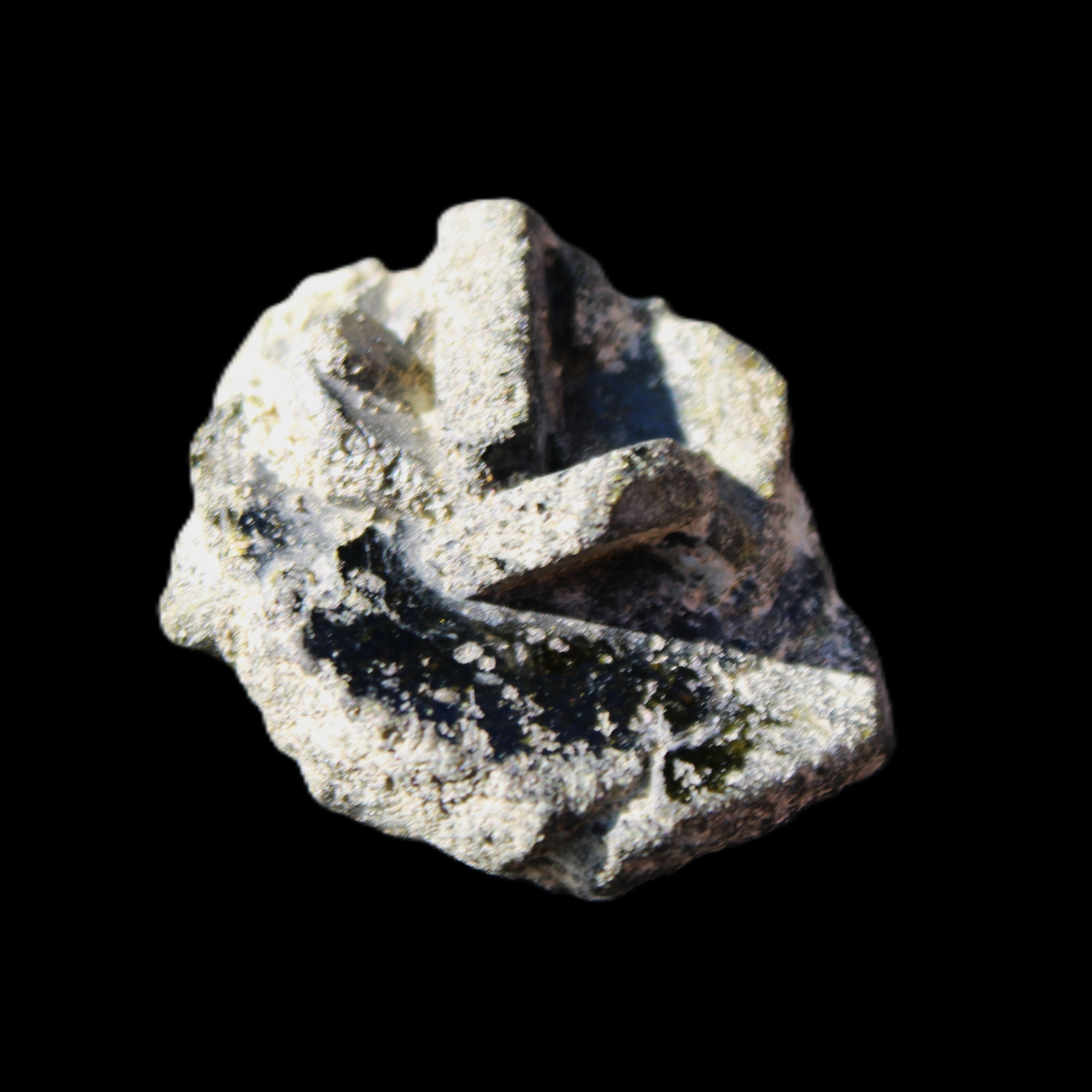 Magnetic Epidote irregular hexagon crystal cluster 37-42mm 30-36g in sunlight - Rocks and Things Store