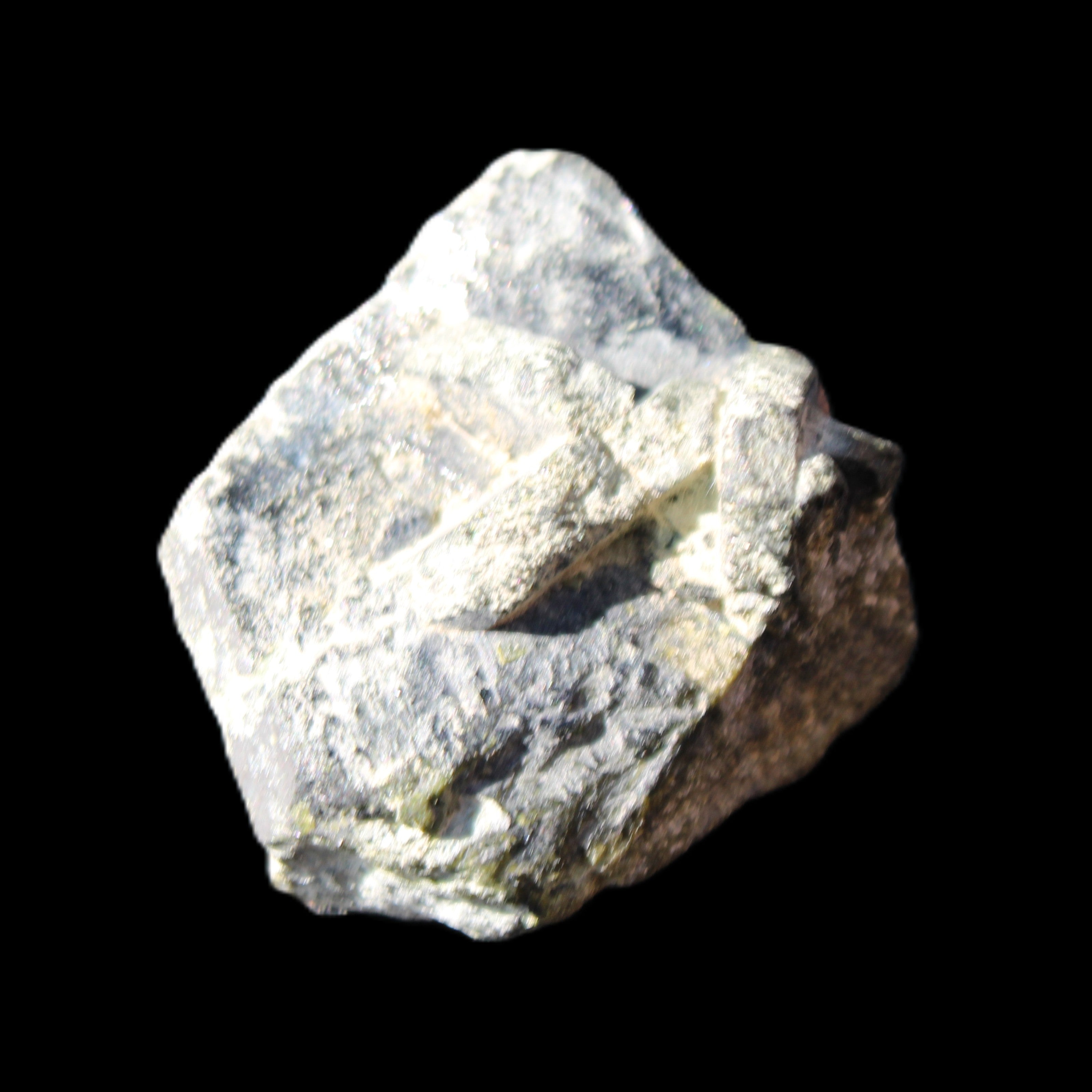 Magnetic Epidote irregular hexagon crystal cluster 37-42mm 30-36g in sunlight - Rocks and Things Store