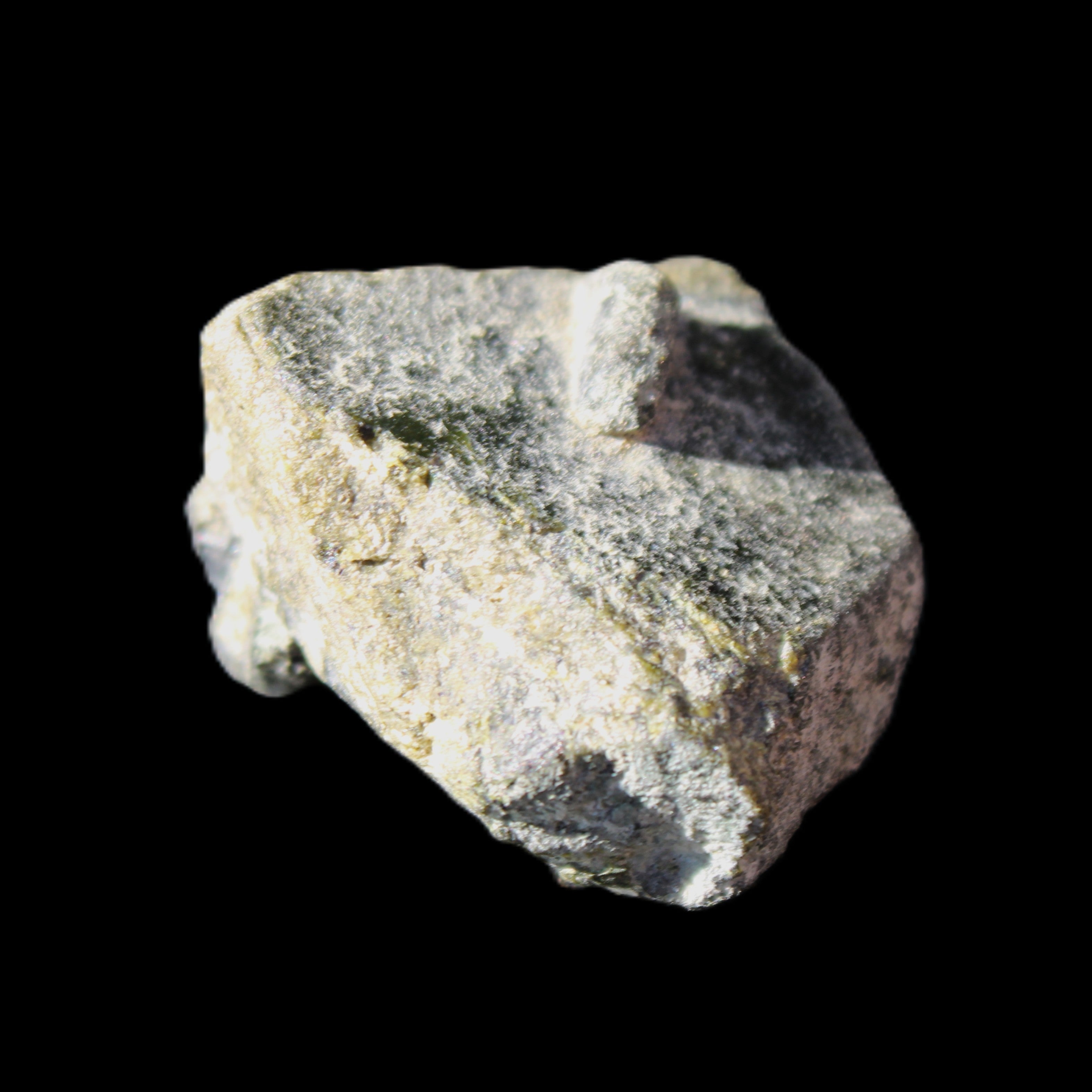 Magnetic Epidote irregular hexagon crystal cluster 37-42mm 30-36g in sunlight - Rocks and Things Store