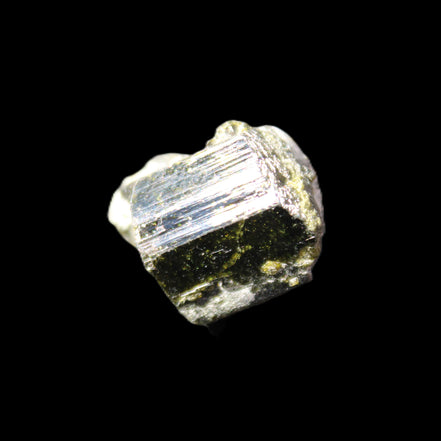 Magnetic Epidote glossy irregular hexagon crystal 20mm 9-11g in sunlight - Rocks and Things Store