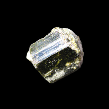 Magnetic Epidote glossy irregular hexagon crystal 20mm 9-11g in sunlight - Rocks and Things Store