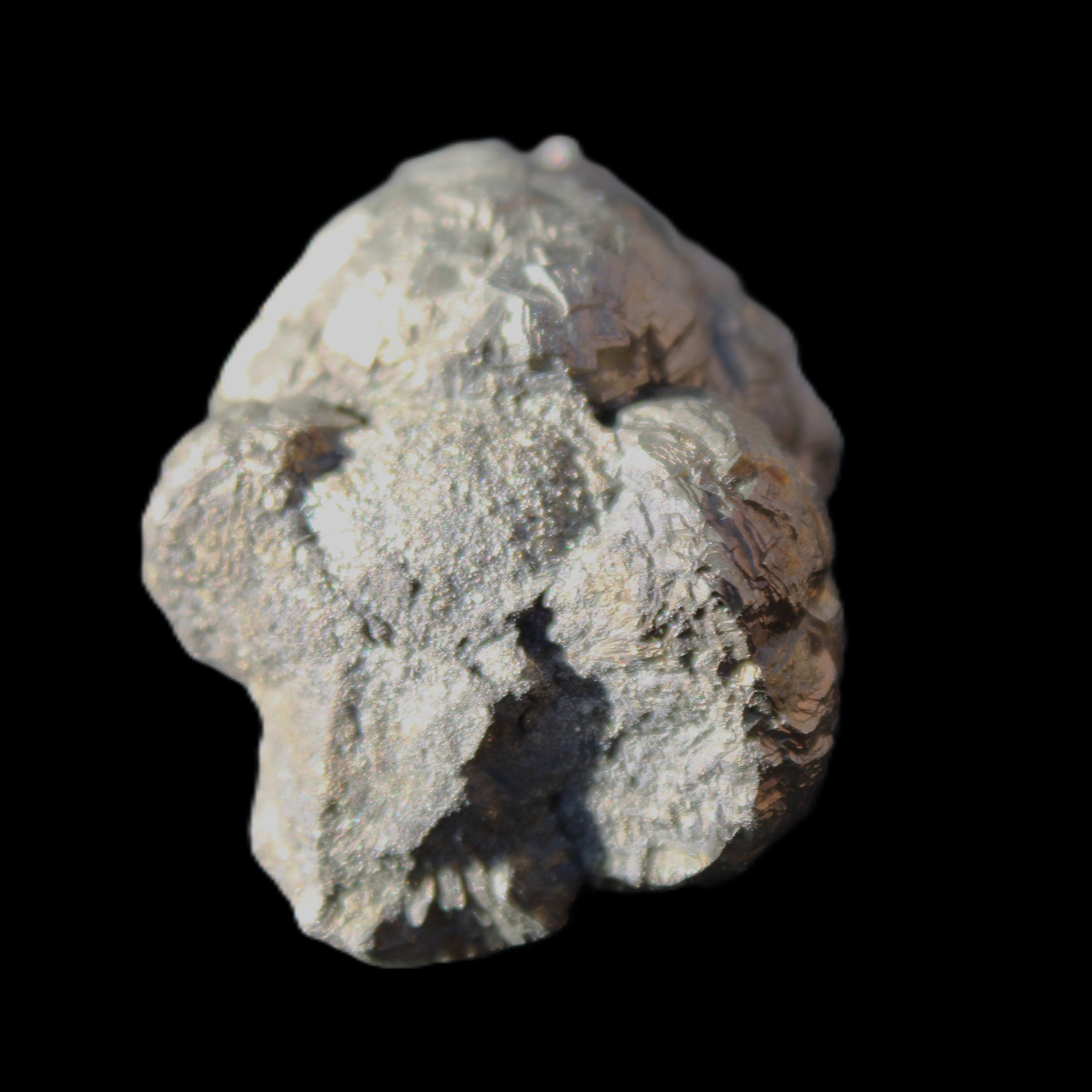 Chalcopyrite cluster from Pakistan 33*25*23mm 50g in sunlight - Rocks and Things Store