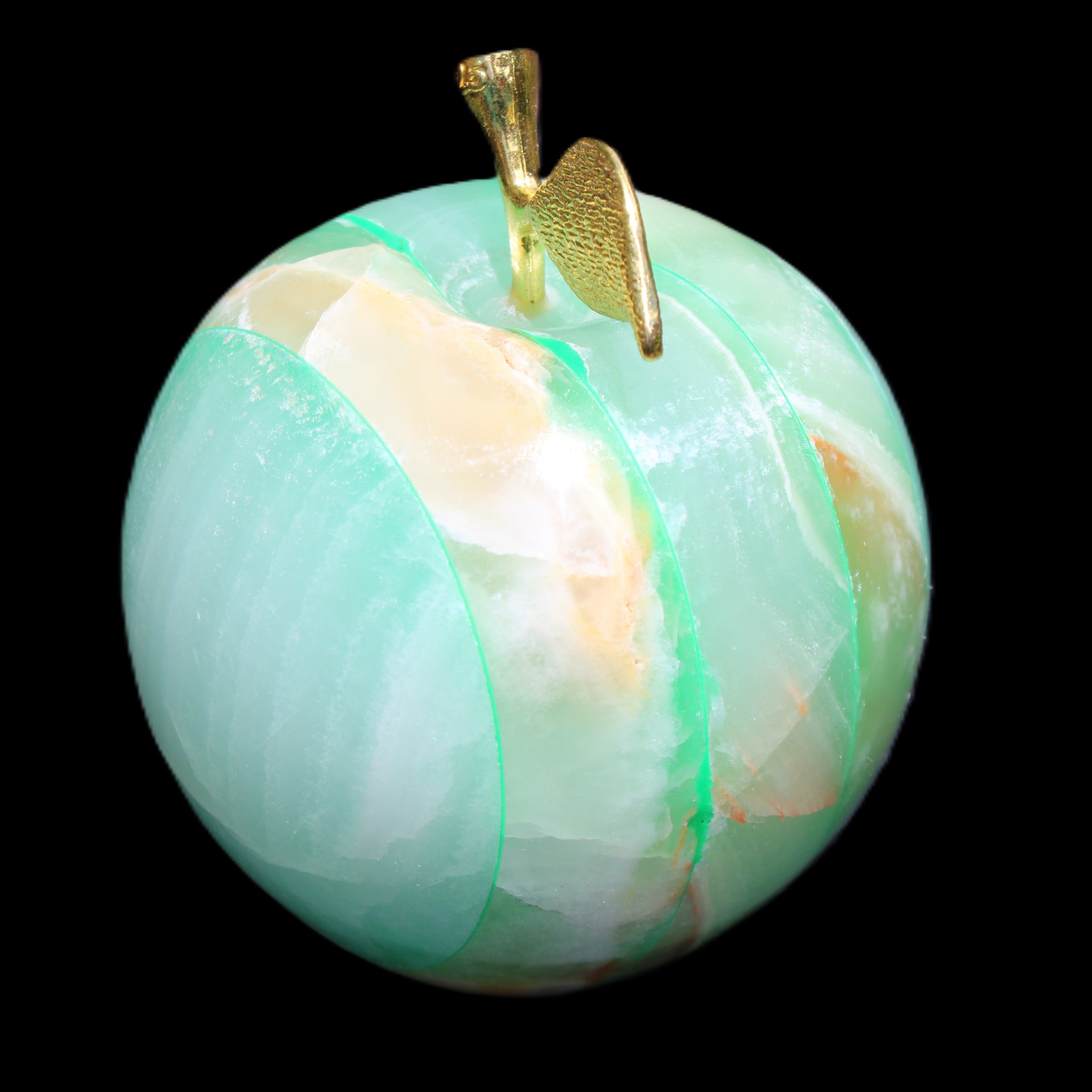 Granny Smith Afghan Jade Onyx Apple 62*75mm 414g in sunlight - Rocks and Things Store
