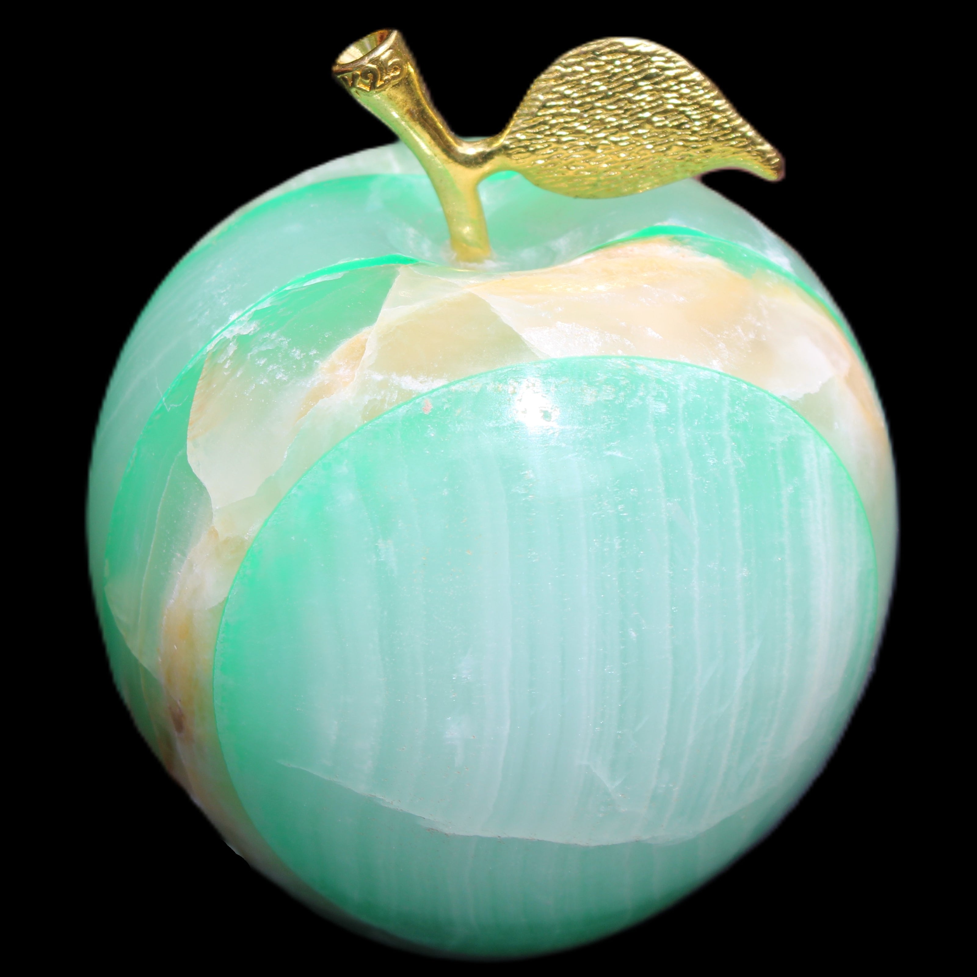 Granny Smith Afghan Jade Onyx Apple 62*75mm 414g in sunlight - Rocks and Things Store