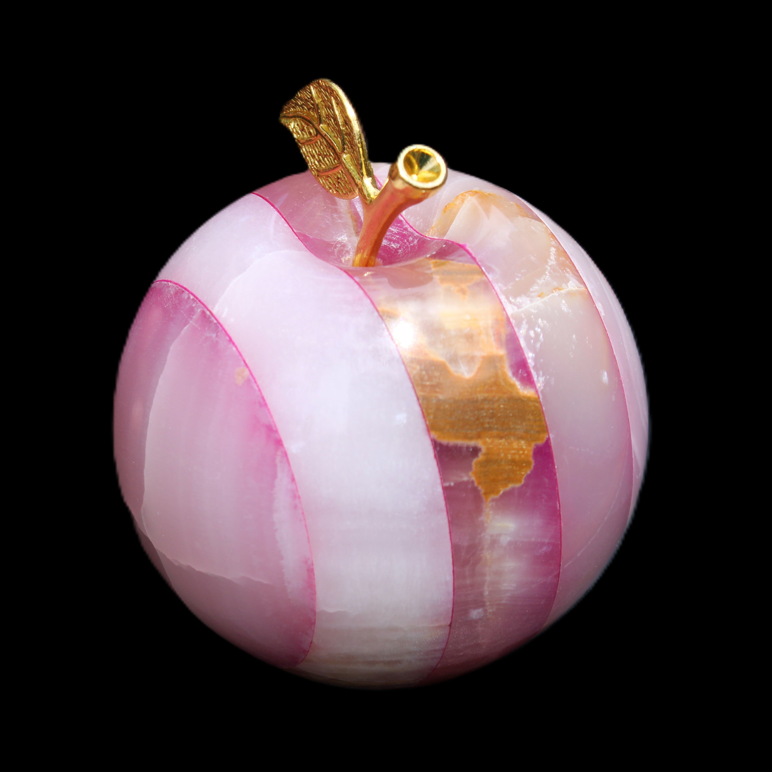 Pink Lady Afghan Jade Onyx Apple 60*76mm 414g in sunshine - Rocks and Things Store