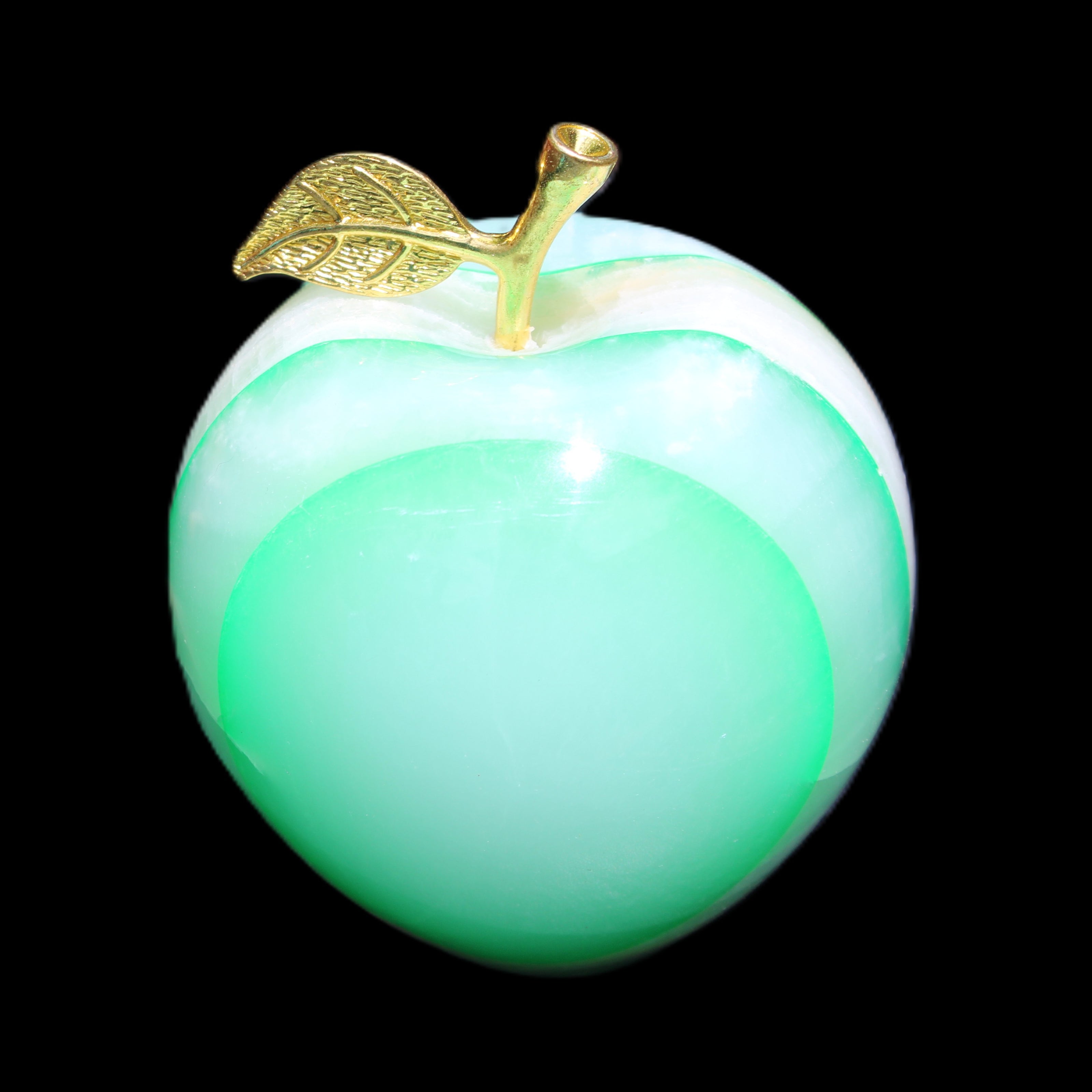 Granny Smith Afghan Jade Onyx Apple 62*72mm 386g in sunshine - Rocks and Things Store