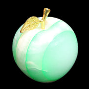 Granny Smith Afghan Jade Onyx Apple 62*72mm 386g in sunshine - Rocks and Things Store